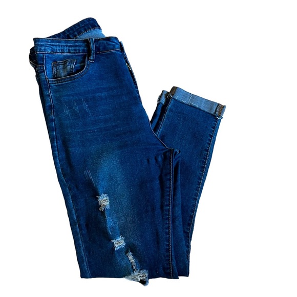 🍁 BUNDLE ONLY - 5/$15 - High Waist Distressed Cuffed Stretch Slim Jeans - Picture 3 of 3